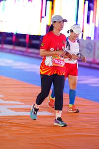 BIB: 84230
                            <button type="button" onclick="openModal(22942834)" class="btn btn-primary btn-sm float-right btn-popup" data-toggle="modal" data-target=".modal-high-quality">
                        <i class="fas fa-shopping-cart"></i> Add to Cart
                    </button>
                                            <button type="button" onclick="isThisMe(22942834, true)" class="btn btn-success btn-sm float-right btn-popup btn-isme hidden" data-toggle="tooltip" data-placement="bottom" title="นี่คือรูปของคุณใช่ไหม คลิกที่นี่เพื่อเอาเข้าอัลบั้ม">
                        <i class="fas fa-plus"></i> Add to album
                    </button>
                    <button type="button" onclick="isThisMe(22942834, false)" class="btn btn-warning btn-sm float-right btn-popup btn-isnotme hidden">
                        <i class="fas fa-ban"></i> Remove from album
                    </button>